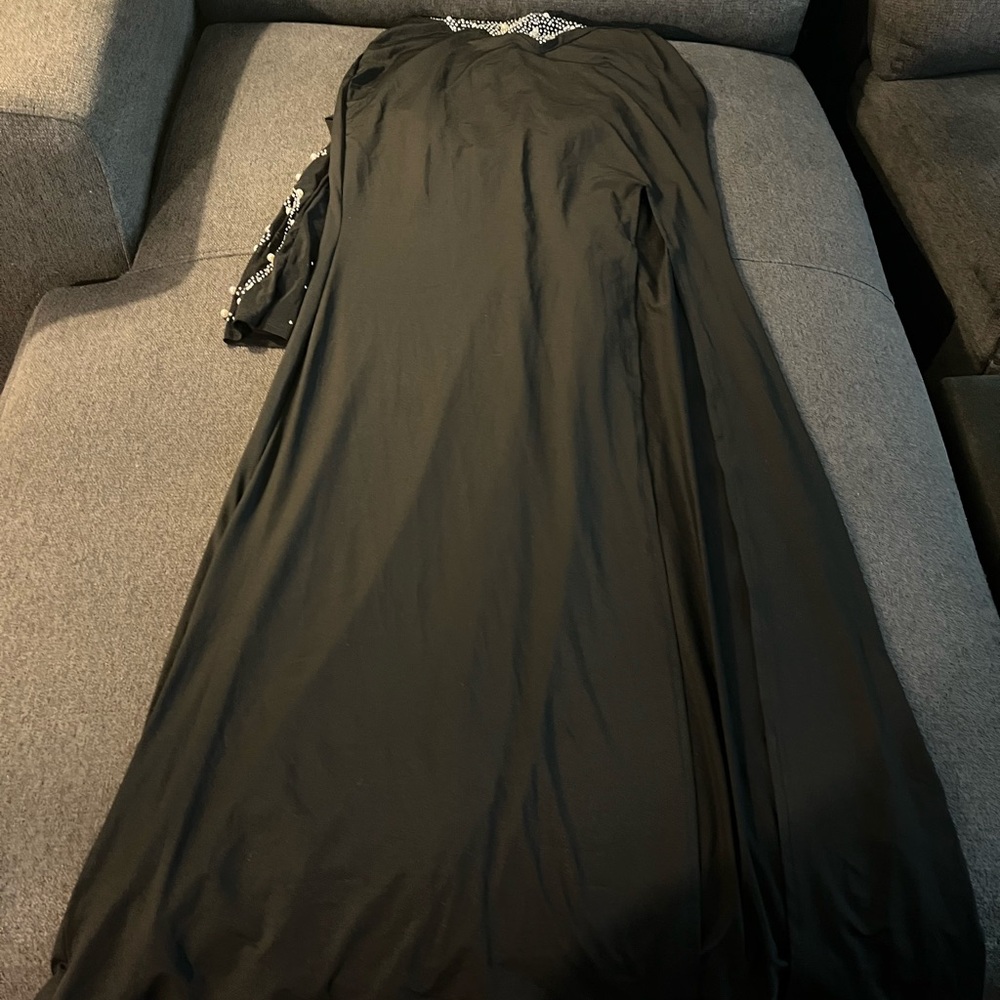 Elegant Black Maxi Dress